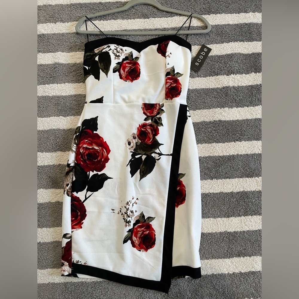 Floral strapless dress medium